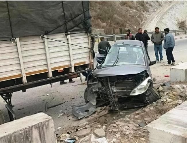 नए साल की खुशी मातम में बदली, कुल्लू में भीषण सड़क हादसे में 3 की मौत, एक युवती घायल…