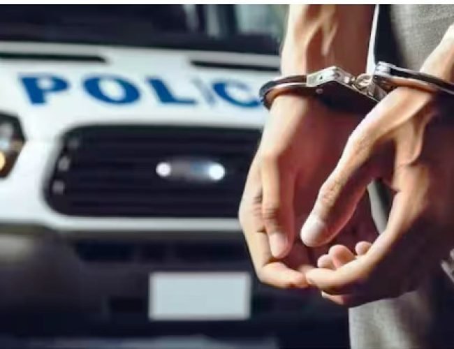 ‘धर्म बदलने की एवज में दे रहे थे पैसा’, अमरावती के गांव में धर्मांतरण के आरोप में 8 लोग गिरफ्तार…