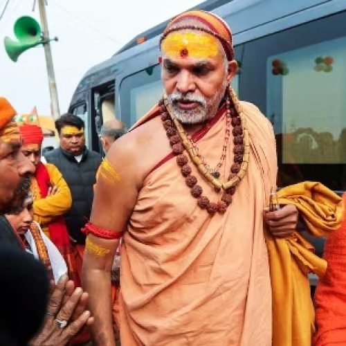 स्वामी अविमुक्तेश्वरानंद और उनके शिष्यों पर FIR दर्ज कराने का मामला, कोर्ट ने कमिश्नर से मांगी रिपोर्ट…