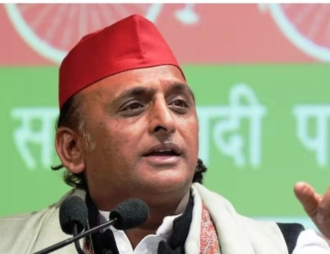 ‘प्रधानमंत्री के क्षेत्र में मेट्रो नहीं बनाने दे रहे मुख्यमंत्री’, अखिलेश यादव का डबल इंजन सरकार पर निशाना…