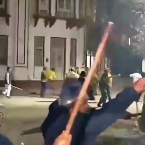 BHU में आपस में भिड़े छात्रों के दो गुट, पथराव और चले लाठी-डंडे, भारी संख्या में पुलिस बल तैनात…