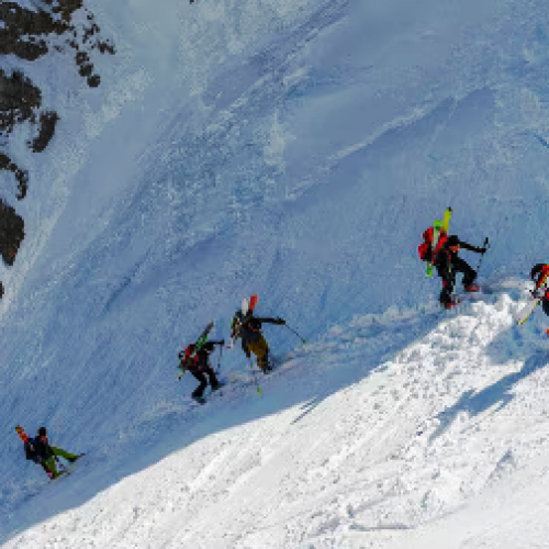 क्या है ऊंचे पहाड़ों का डेथ जोन, जहां सांस भी बन जाती है दुश्मन…