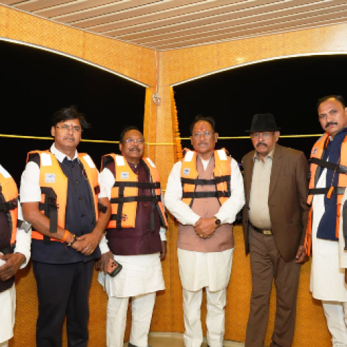 झुमका जलाशय में बोटिंग-वॉटर स्पोर्ट्स का अवलोकन, 27 लाख के ओपन थिएटर का लोकार्पण…