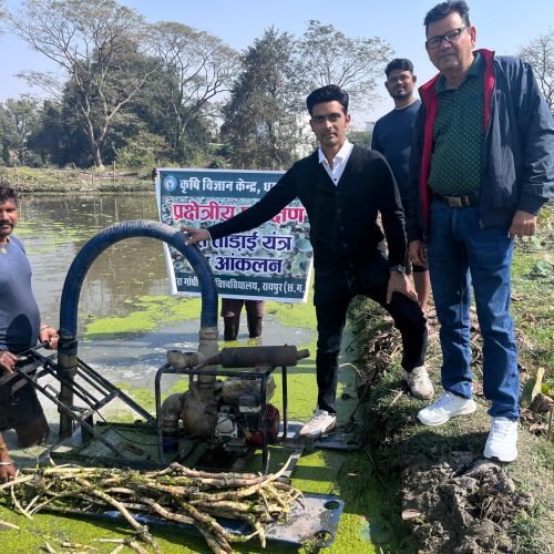 ठेस की खुदाई यंत्र का आकलन : यंत्रीकृत ठेस खुदाई तकनीक का सफल प्रदर्शन